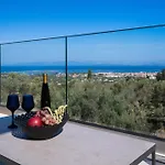 Orraon Luxury - Exclusive Retreat With Panoramic Views And Infinity Pool Villa